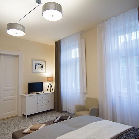 Zora Apartman Eger Exterior foto